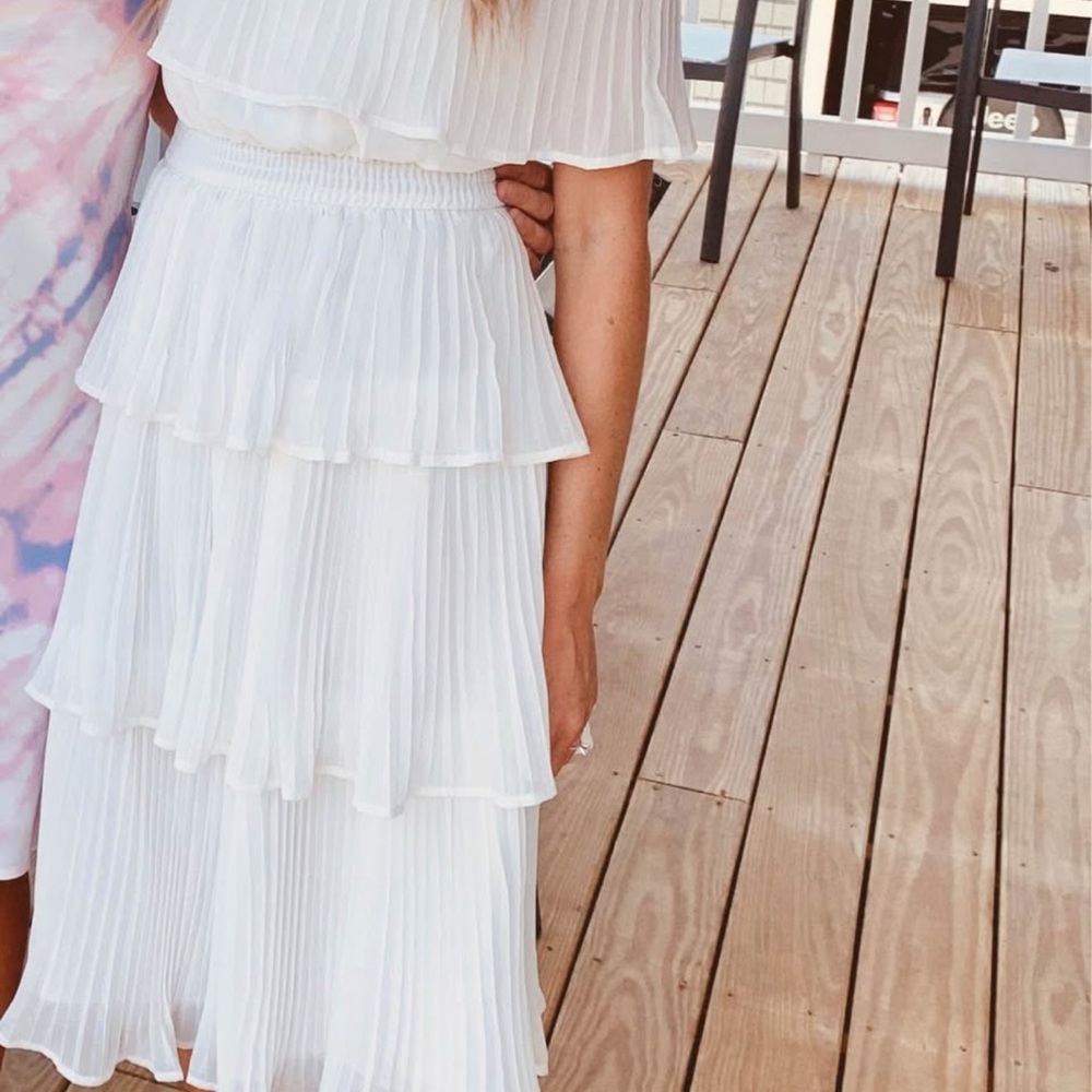White Pleated Tiered dress